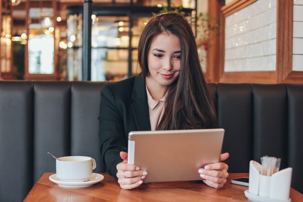 Student at coffee shop